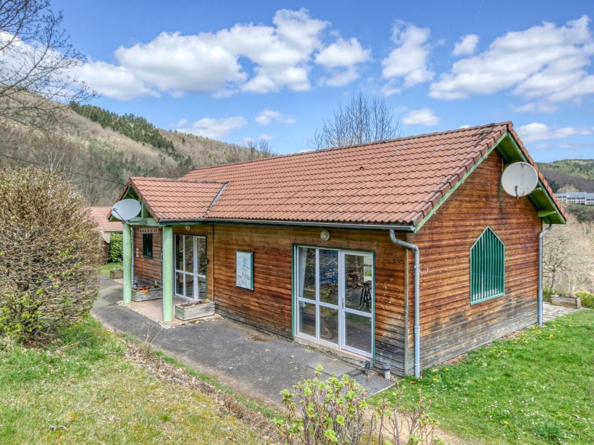 Vacanceole - Les Chalets De La Chazotte Saint-Jacques-dʼAmbur 外观 照片